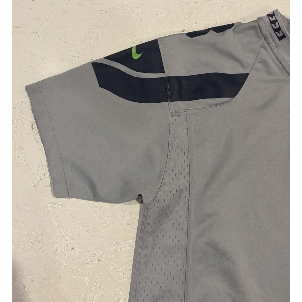 RUSSELL WILSON #3 Seattle Seahawks Nike On Field Football Jersey‎ Youth XL
